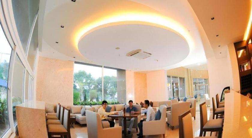 Mekong My Tho Hotel ภายนอก รูปภาพ